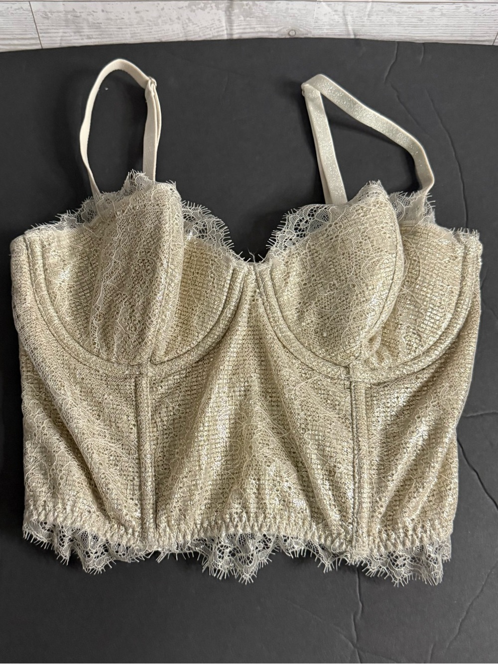 Victoria's Secret Dream Angels Corset Bra Bustier 34B Lace Metallic Shimme